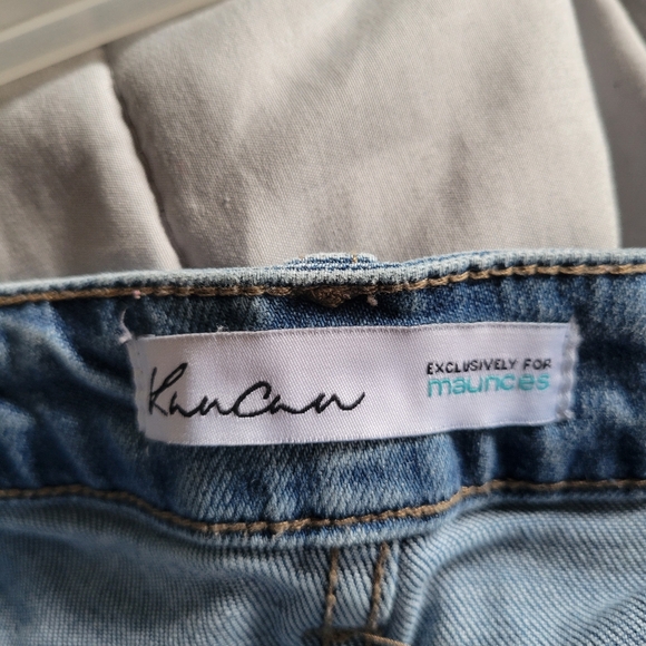 Kancan Estilo Mid Rise Straight Jeans - Picture 7 of 9